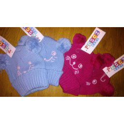 Pom Face Ears beanie. Mustje met pompom