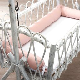 Pink bed bumper / Hoofdbeschermer