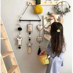 Katoenen muurdecoratie Hanging baby
