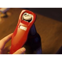 Pratende Flessenopener