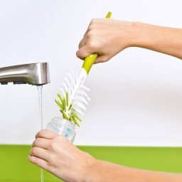 Flessenborstel Scrub