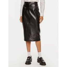 Patrizia Pepe Пола от имитация на кожа 8G0416 E005 Черен Regular Fit