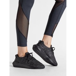 adidas Сникърси Swift Run 22 J GW8166 Черен