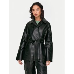 ONLY Яке от имитация на кожа ONLSOFIA 15322148 Черен Short Fit