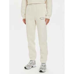 New Balance Долнище анцуг WP43500 Бежов Relaxed Fit