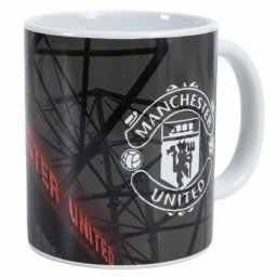 Manchester United Чаша стадион
