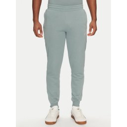 Puma Долнище анцуг Ess 684714 Зелен Regular Fit