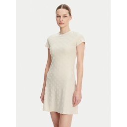 Guess Ежедневна рокля V5GK07 KCT02 Бежов Regular Fit
