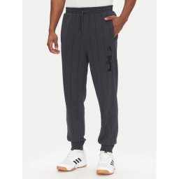 adidas Долнище анцуг Seasonal Essentials US Sport JD8101 Сив Regular Fit