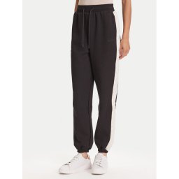 Guess Долнище анцуг V5YB02 KB3P2 Черен Regular Fit