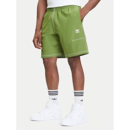 adidas Спортни шорти Trefoil Essentials KA8540 Зелен Loose Fit