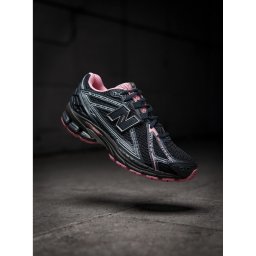 Сникърси New Balance U1906RCU Черен