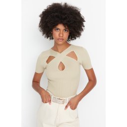 Дамска блуза. Trendyol Knitwear