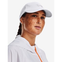 Дамска шапка Under Armour