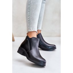 Ankle boots with a low upper insulated with Vinceza fur black