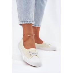 Дамски маратонки с бродерия Lee Cooper