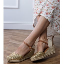 Gemre Golden glitter wedge sandals Saluni