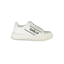 Бели дамски спортни маратонки Gaelle