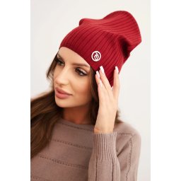 Kesi Women's ribbed cap with a decorative button made of wool and modal burgundy