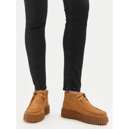 Clarks Зимни обувки Torhill Moss 26179359 Кафяв
