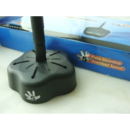 Адаптер USB до пет мрежи едновременно