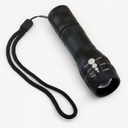 Светлодиоден тактически фенер