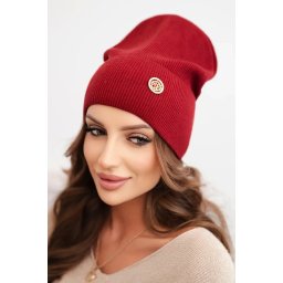 Kesi Women's ribbed cap made of modal and viscose with a decorative button burgundy