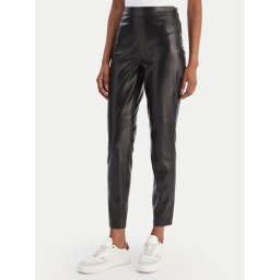 BOSS Панталони от имитация на кожа C_Taskin 50551469 Черен Slim Fit