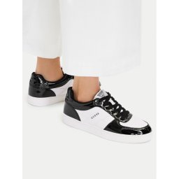 Guess Сникърси FLPNAM ELE12 Бял