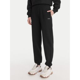 Guess Долнище анцуг V6RB15 K9V31 Черен Regular Fit