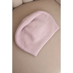 Дамска класическа вълнена шапка Kesi K420, лилава