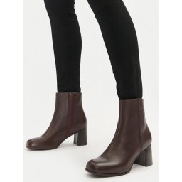Clarks Боти Keirsta Faye 26180038 Кафяв