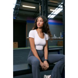 Trendyol White 2 Layer Padded Sports Bra Crop Knitted Sports Top/Blouse