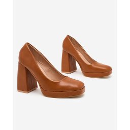 Resti Women's high post Cellcas pumps