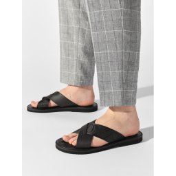 Emporio Armani Чехли X4P124 XN787 K001 Черен
