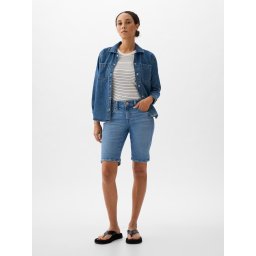 GAP Denim Shorts Mid Rise - Ladies
