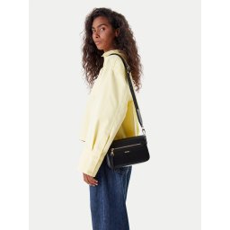 Дамска чанта DKNY Bryant Ave Md Flap C R42E3E21 Черен
