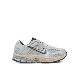 Nike Сникърси Zoom Vomero 5 FN6742 002 Сив
