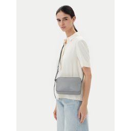 Дамска чанта Calvin Klein Embossed Logo Camera Bag K60K612555 Сив