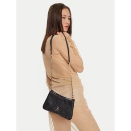 Дамска чанта Patrizia Pepe 2B0103/L133-K103 Черен