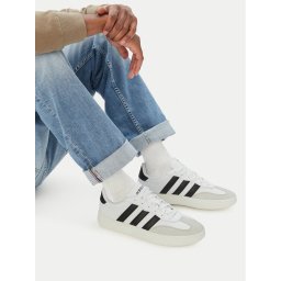 adidas Сникърси Barreda JI2306 Бял