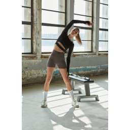 Trendyol Black Crop Window/Cut Out and Thumb Hole Detailed Knitted Sports Top/Blouse