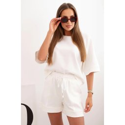 Kesi Włoski Women's butter set with a short-sleeved blouse and shorts with an elastic band ecru