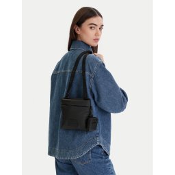 Calvin Klein Мъжка чантичка Puffer Utility Flatpack LV04D3224G Черен