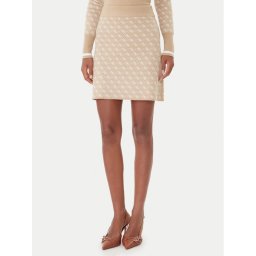Guess Пола тип молив W5BD81 Z3JD2 Бежов Slim Fit