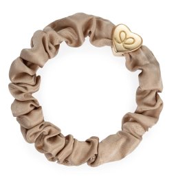 By Eloise London Gold Heart Silk Scrunchie цвят Sand