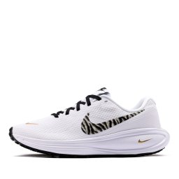 Nike Revolution 8