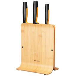 Комплект ножове Fiskars Functional Form с бамбукова поставка, 3 бр.