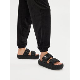 Juicy Couture Чехли WSS21515-02 Черен