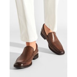 Clarks Лоуфъри Tilden Free 261300987 Кафяв